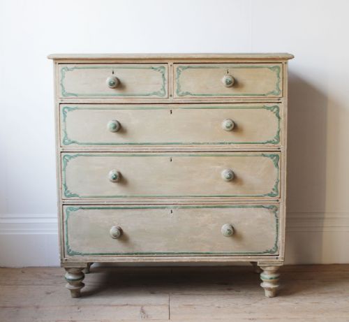 19th century chest of drawers - CATEGORY: ANTIQUE CHEST OF DRAWERS - DATED 19TH CENTURY