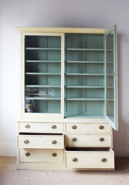 19TH CENTURY BOOKCASE - ADDITIONAL PHOTO 1