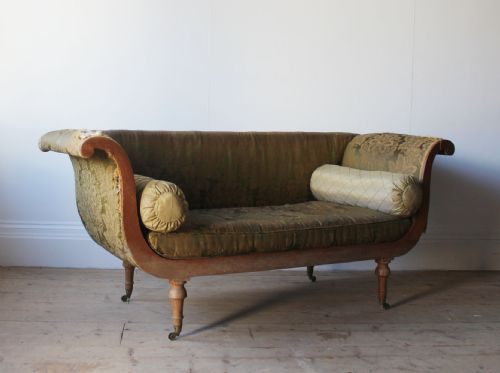 REGENCY SOFA - ADDITIONAL PHOTO 2