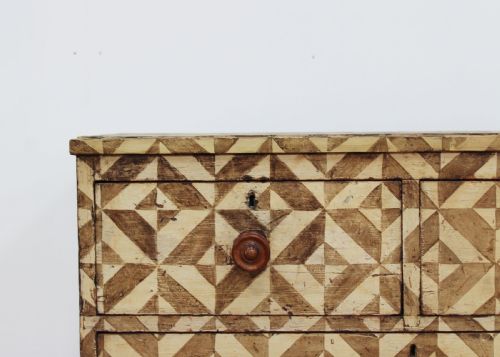 19TH CENTURY CHEST OF DRAWERS - ADDITIONAL PHOTO 4
