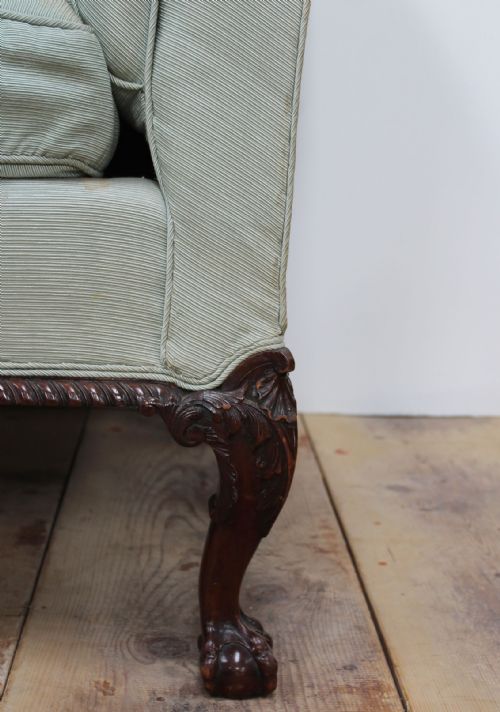 19TH CENTURY HOWARD AND SONS SOFA - ADDITIONAL PHOTO 2