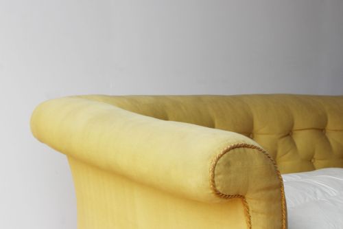 19TH CENTURY COUNTRY HOUSE SOFA - ADDITIONAL PHOTO 3