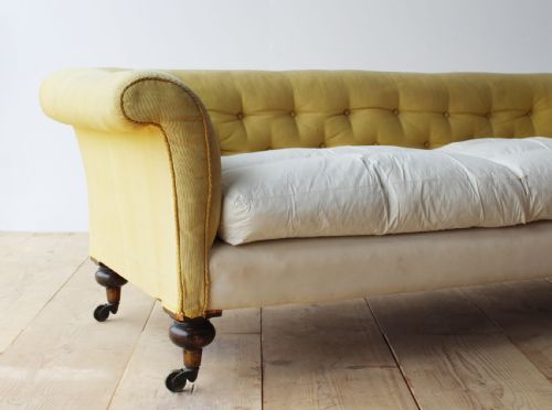 19TH CENTURY COUNTRY HOUSE SOFA - ADDITIONAL PHOTO 4