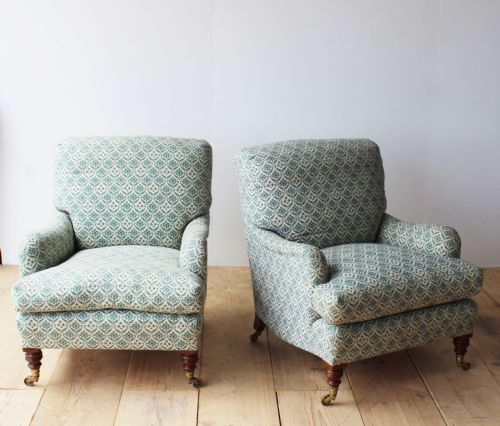 PAIR OF HOWARD AND SONS ARMCHAIRS - ADDITIONAL PHOTO 3
