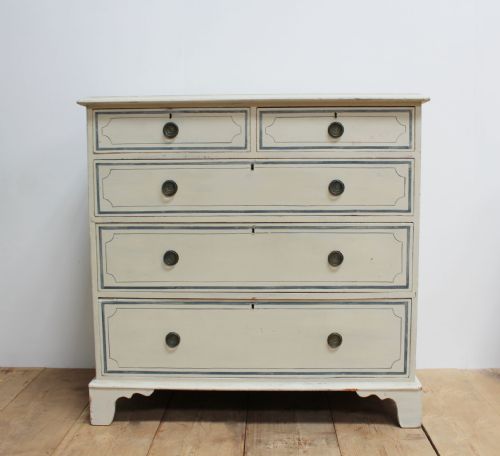 19TH CENTURY CHEST OF DRAWERS - ADDITIONAL PHOTO 2