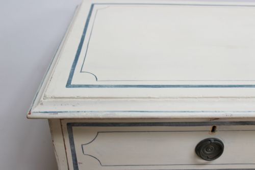 19TH CENTURY CHEST OF DRAWERS - ADDITIONAL PHOTO 3
