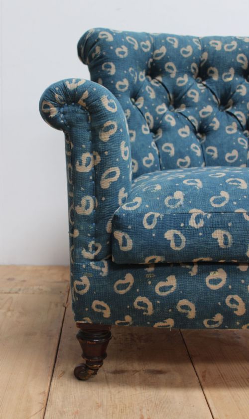 19TH CENTURY HOWARD STYLE WOODSTOCK ARMCHAIR - ADDITIONAL PHOTO 3