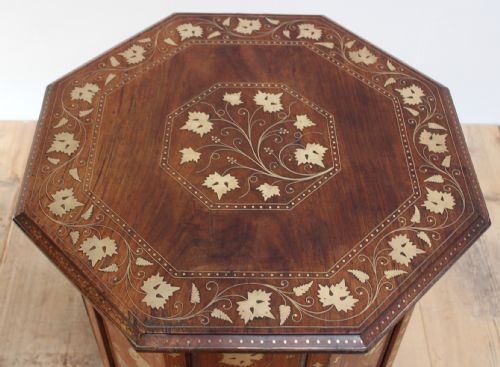 19TH CENTURY NORTH INDIAN TABLE - ADDITIONAL PHOTO 1