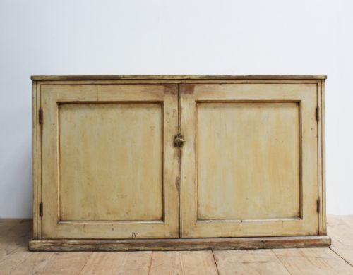 19th century cabinet - CATEGORY: ANTIQUE SIDEBOARDS - DATED 19TH CENTURY