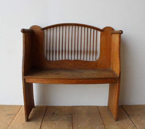 arts and crafts bench - CATEGORY: ANTIQUE FURNITURE - DATED 19TH CENTURY