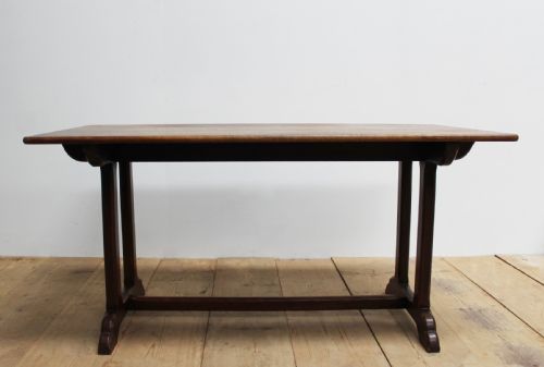 19th century gothic oak table - CATEGORY: ANTIQUE TABLES - DATED 19TH CENTURY