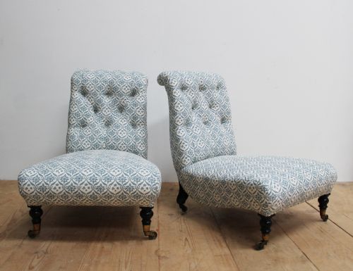 MATCHED PAIR OF HOWARD AND SONS SLIPPER CHAIRS - ADDITIONAL PHOTO 2