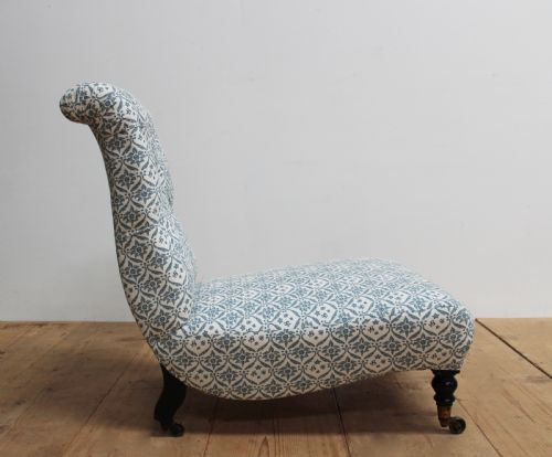 MATCHED PAIR OF HOWARD AND SONS SLIPPER CHAIRS - ADDITIONAL PHOTO 4