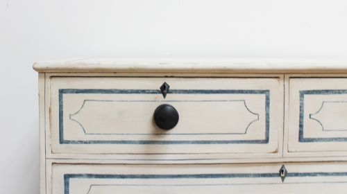19TH CENTURY CHEST OF DRAWERS - ADDITIONAL PHOTO 2