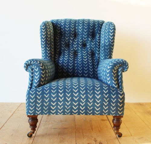 19th century wing chair - CATEGORY: ANTIQUE CHAIRS - DATED 19TH CENTURY