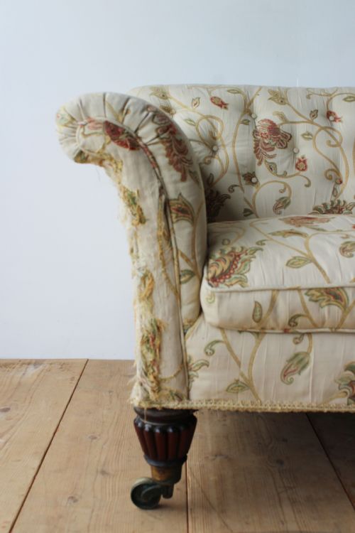 19TH CENTURY COUNTRY HOUSE SOFA - ADDITIONAL PHOTO 1