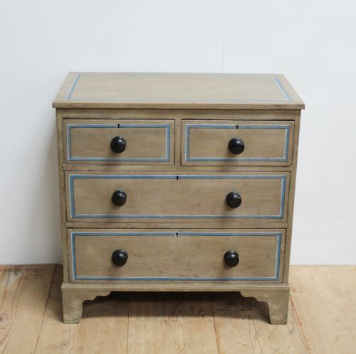 19TH CENTURY CHEST OF DRAWERS - ADDITIONAL PHOTO 1