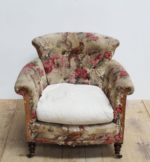HOWARD STYLE WOODSTOCK ARMCHAIR - ADDITIONAL PHOTO 1