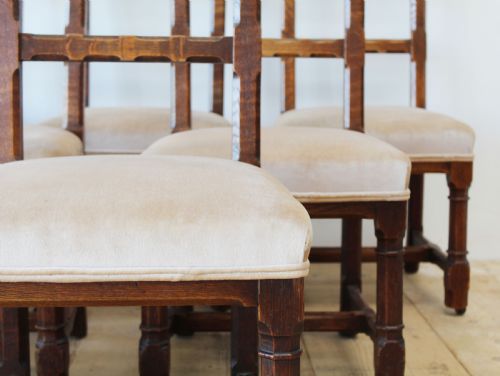 SET OF TWELVE GOTHIC ARMCHAIRS - ADDITIONAL PHOTO 2