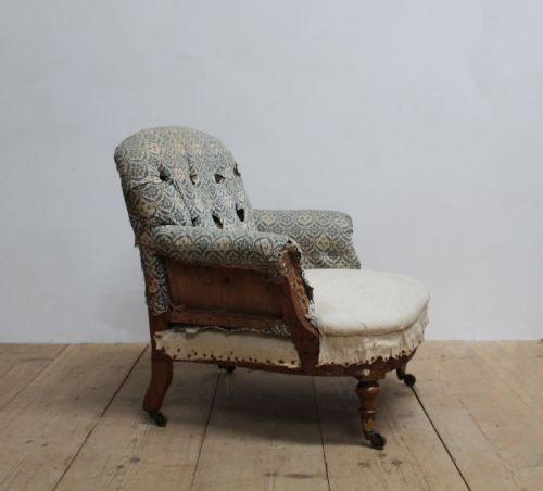 19TH CENTURY HOWARD AND SONS CHAIR - ADDITIONAL PHOTO 2