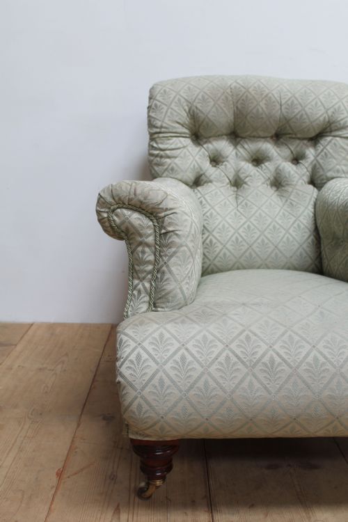 BUTTON BACK HOWARD STYLE ARMCHAIR - ADDITIONAL PHOTO 2