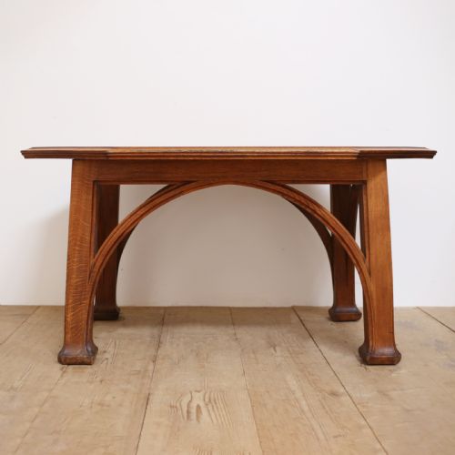 19th century gothic table - CATEGORY: ANTIQUE TABLES - DATED 19TH CENTURY