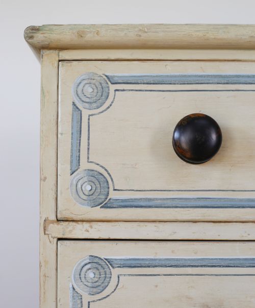 19TH CENTURY CHEST OF DRAWERS - ADDITIONAL PHOTO 3