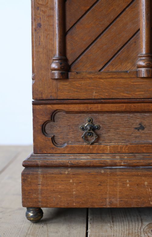19TH CENTURY GOTHIC CABINET - ADDITIONAL PHOTO 2