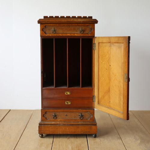 19TH CENTURY GOTHIC CABINET - ADDITIONAL PHOTO 3