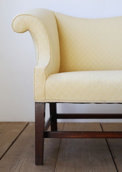 19TH CENTURY GEORGIAN CAMEL BACK SOFA - ADDITIONAL PHOTO 1