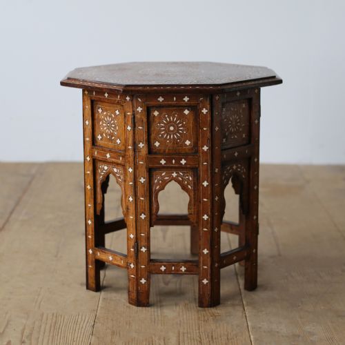 19TH CENTURY HOSHIARPUR INDIAN TABLE - ADDITIONAL PHOTO 2