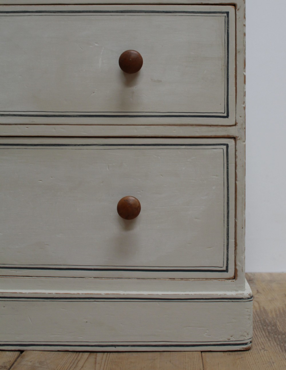 19th Century Gillows Chest of Drawers View III
