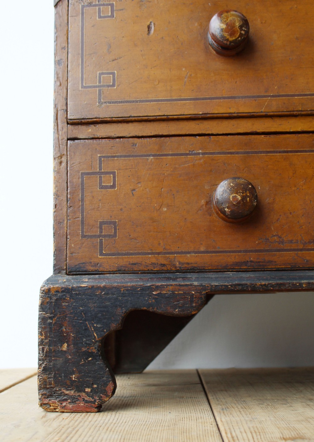 Early 19th Century Georgian Chest of Drawers View V