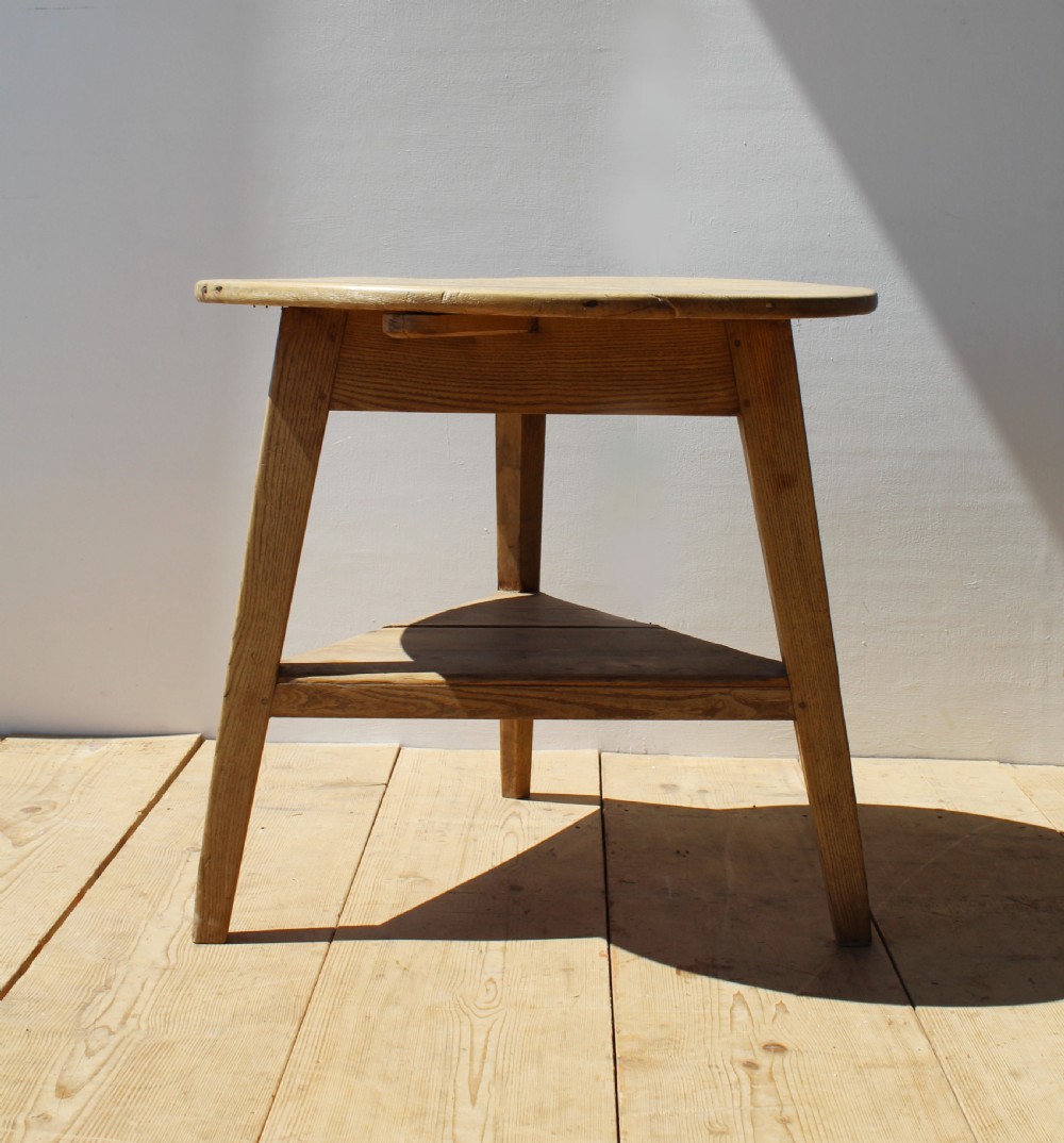 Early 19th Century Cricket Table  View II
