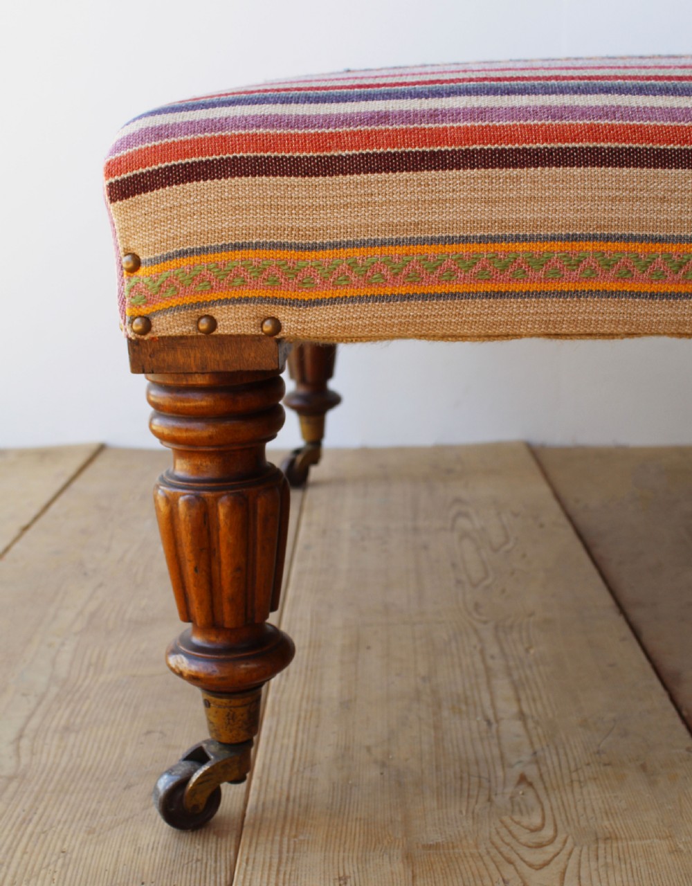 Large Country House Ottoman  View III
