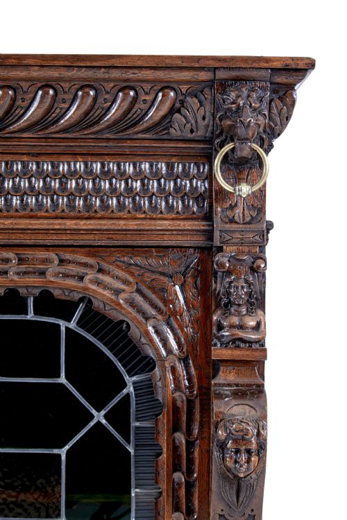19TH CENTURY FLEMISH OAK AND STAIN GLASS CABINET - ADDITIONAL PHOTO 8