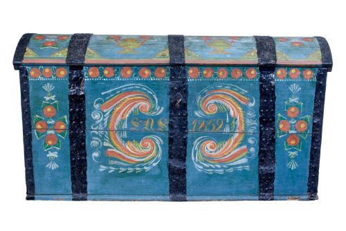 SWEDISH MID 19TH CENTURY HAND PAINTED OAK DOME TOP COFFER - ADDITIONAL PHOTO 1