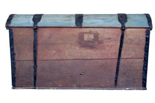 SWEDISH MID 19TH CENTURY HAND PAINTED OAK DOME TOP COFFER - ADDITIONAL PHOTO 3