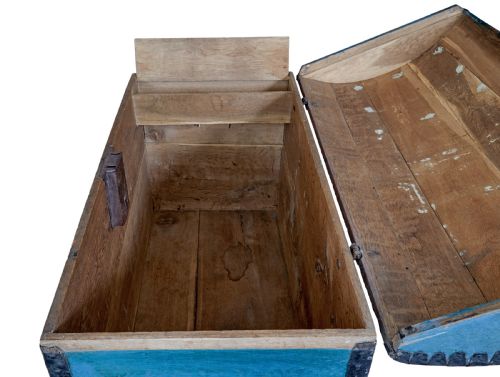 SWEDISH MID 19TH CENTURY HAND PAINTED OAK DOME TOP COFFER - ADDITIONAL PHOTO 7