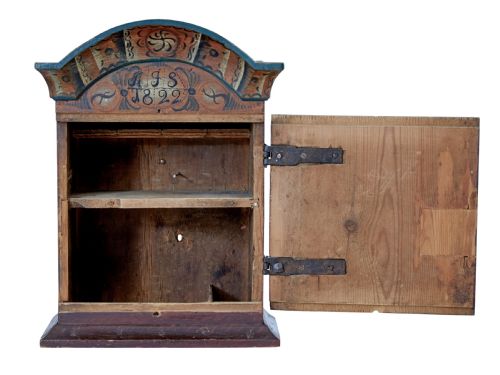 EARLY 19TH CENTURY SWEDISH PAINTED WALL CUPBOARD - ADDITIONAL PHOTO 1