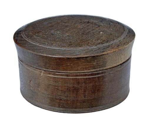 EARLY 19TH CENTURY SWEDISH CARVED OAK LIDDED BOX - ADDITIONAL PHOTO 1