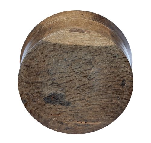 EARLY 19TH CENTURY SWEDISH CARVED OAK LIDDED BOX - ADDITIONAL PHOTO 2
