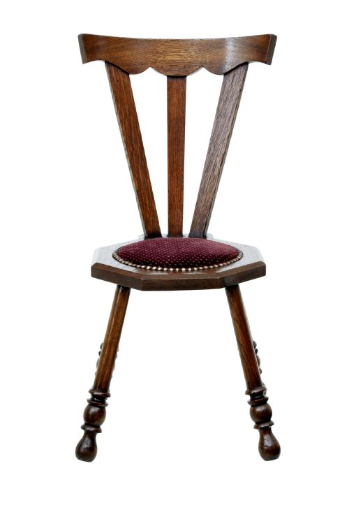 EARLY 20TH CENTURY OAK ARTS AND CRAFTS CHILDS CHAIR - ADDITIONAL PHOTO 1