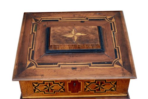 19TH CENTURY MARQUETRY FRUITWOOD DESKTOP BOX - ADDITIONAL PHOTO 4
