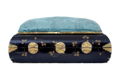 19TH CENTURY BLACK LACQUERED JEWELLERY BOX - ADDITIONAL PHOTO 9