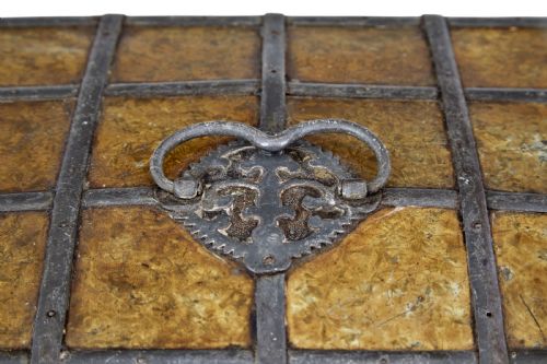LATE 18TH CENTURY SCANDINAVIAN METAL BOUND BOX - ADDITIONAL PHOTO 7