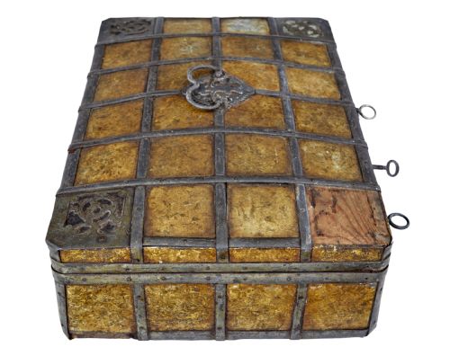 LATE 18TH CENTURY SCANDINAVIAN METAL BOUND BOX - ADDITIONAL PHOTO 8