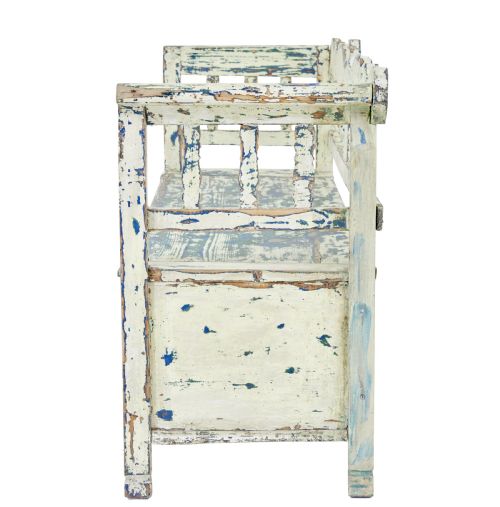 LARGE SWEDISH 19TH CENTURY PAINTED PINE BENCH - ADDITIONAL PHOTO 3