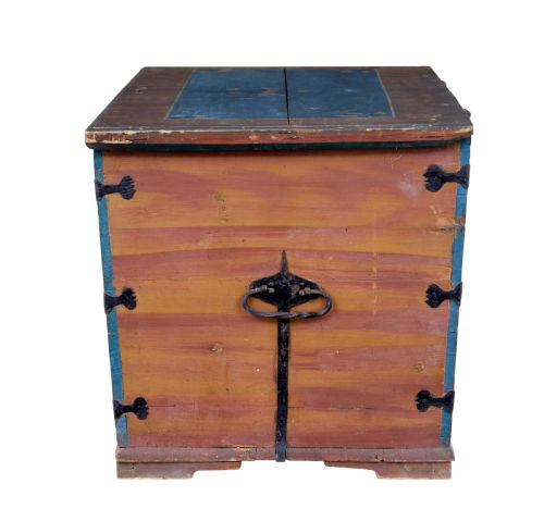 MID 19TH CENTURY TRADITIONAL SWEDISH PAINTED COFFER - ADDITIONAL PHOTO 2