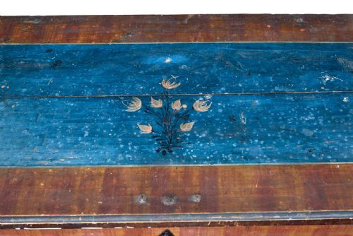 MID 19TH CENTURY TRADITIONAL SWEDISH PAINTED COFFER - ADDITIONAL PHOTO 6
